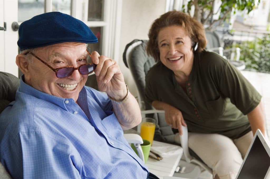 Caring for a Spouse with Dementia: How to Navigate Challenges with Grace and Strength!